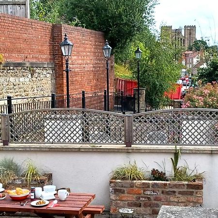 Central Ripon Apartment - View Of The Cathedral! 外观 照片